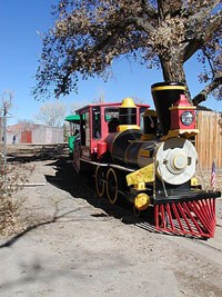 train-1.jpg train-1.jpg